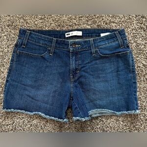 Levi's Mid Length Medium Wash Blue Denim Jean Shorts Women's 12/W31